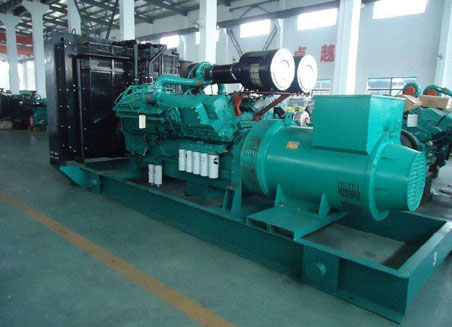 郊区800kw康明斯柴油发电机组图片 郊区800kw康明斯柴油发电机组图片